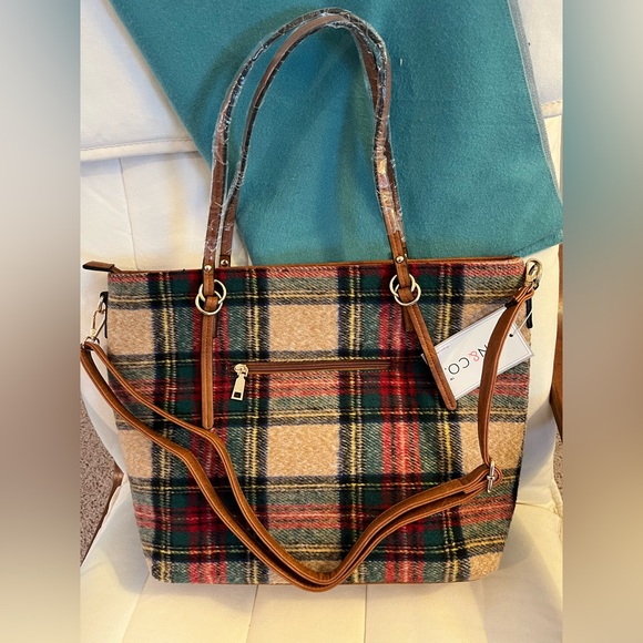 Jen & Co Handbags - Jen &Co Tartan NWT Vegan Leather Trim Zippered Tote/ with cross body strap 17x13
